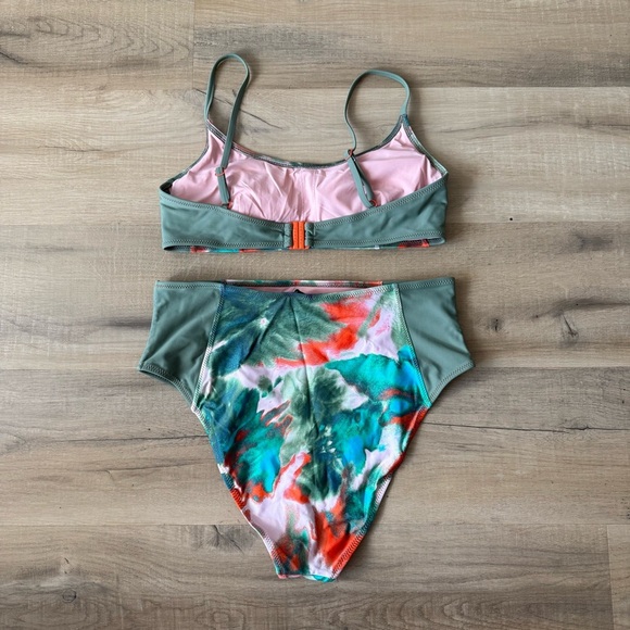 Tanya Taylor pink & green Maxine bikini top, bottoms and sarong set - Large NWOT - Picture 10 of 12